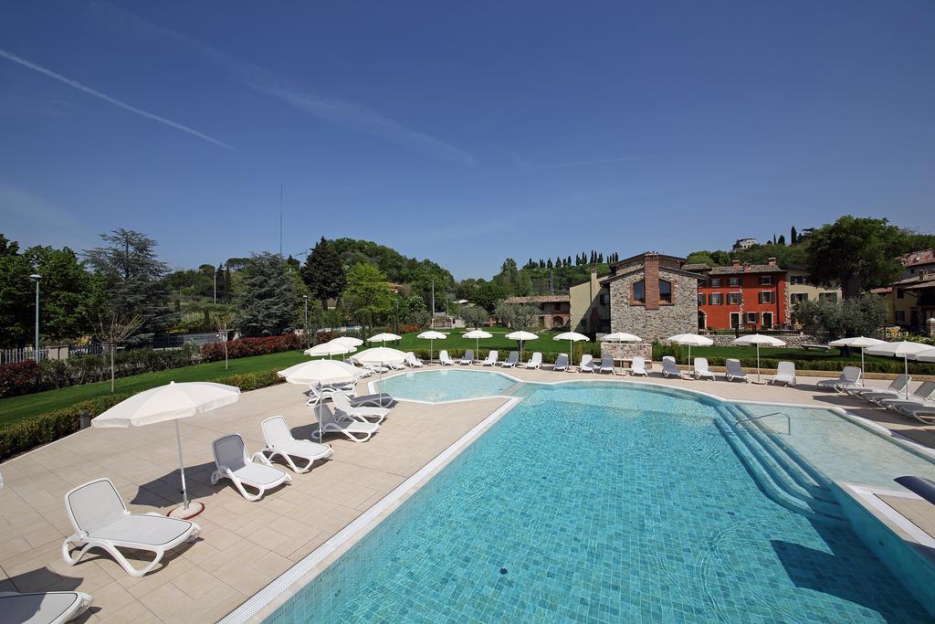 Residence Borgo Mondragon Lazise Exterior foto