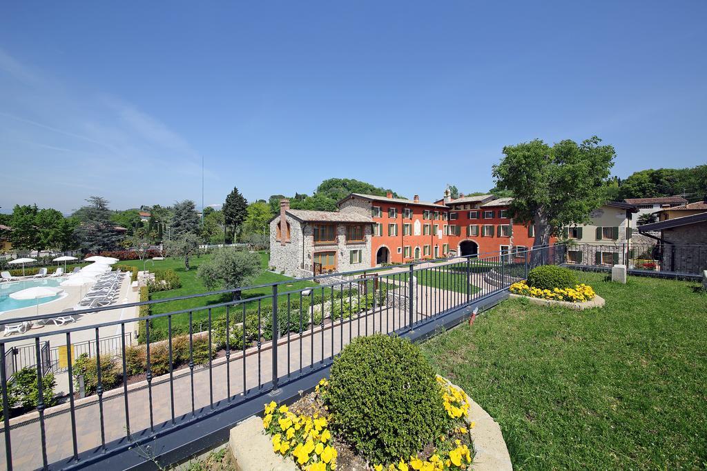 Residence Borgo Mondragon Lazise Exterior foto