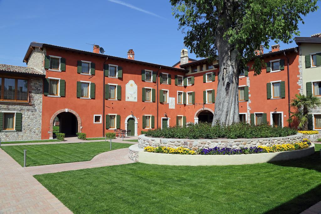 Residence Borgo Mondragon Lazise Exterior foto