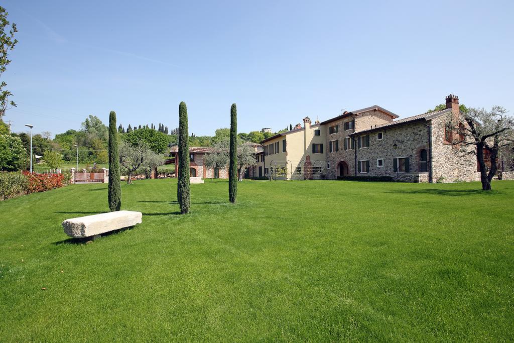 Residence Borgo Mondragon Lazise Exterior foto