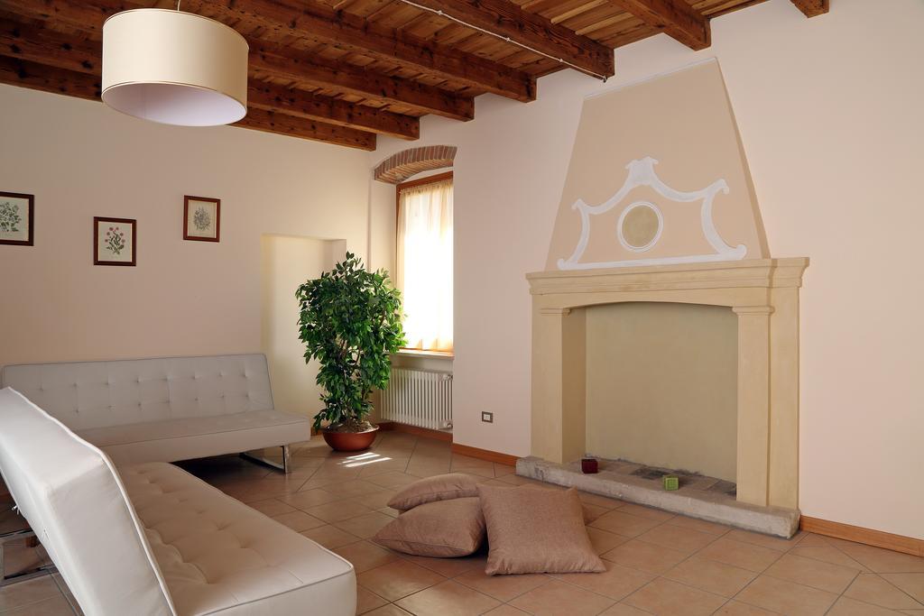 Residence Borgo Mondragon Lazise Exterior foto