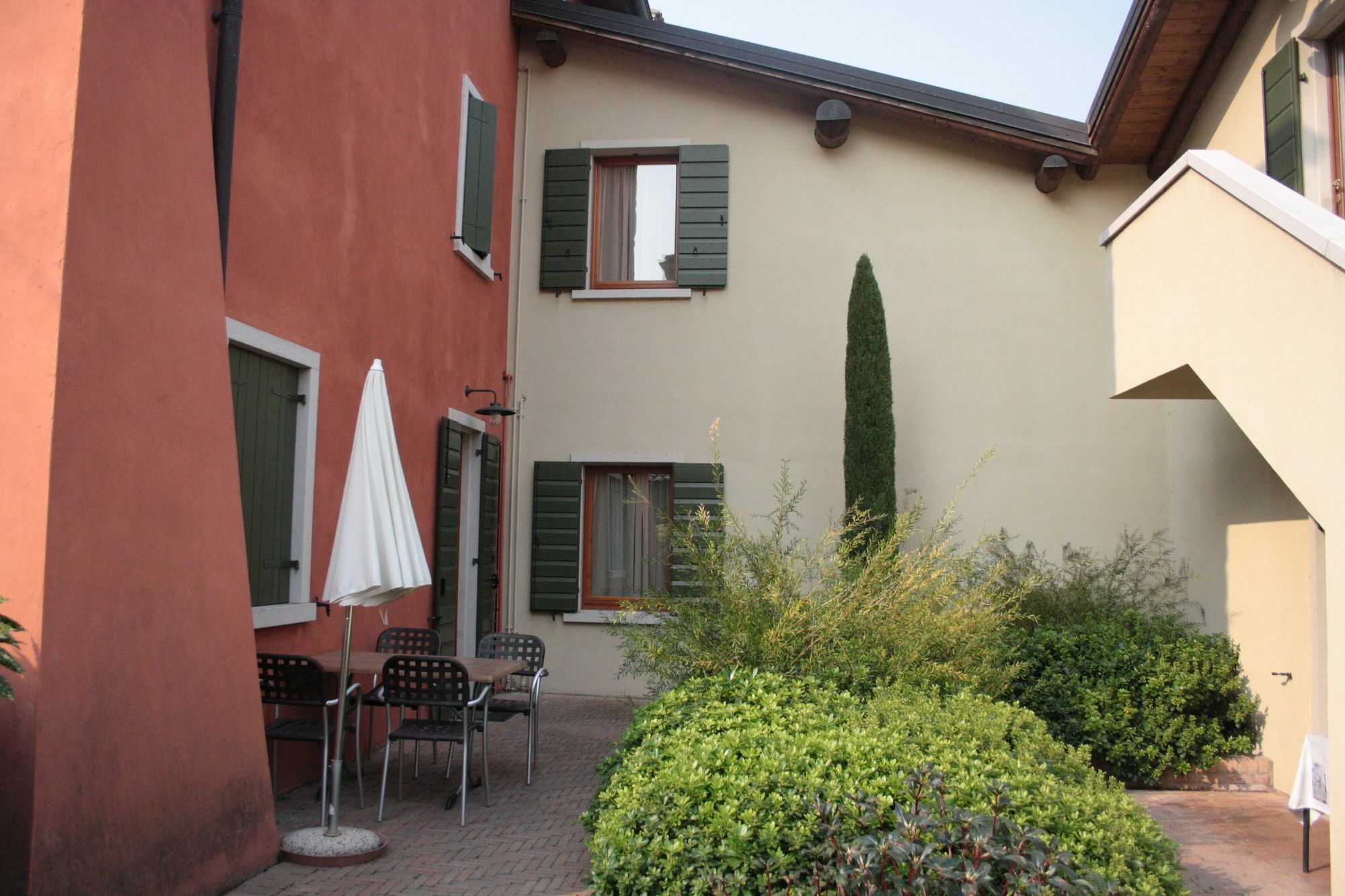 Residence Borgo Mondragon Lazise Exterior foto